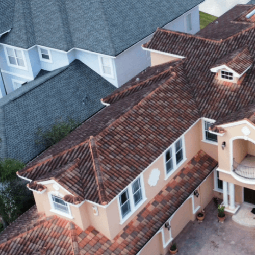 Roof Cleaning Valrico, FL